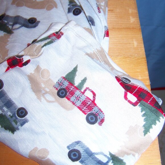 Magical Season NWT Men's PJ Set Sz L - Picture 4 of 5
